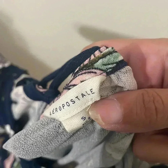 Aeropostale Floral V-Neck Laced-Back Fit & Flare Dress Size S - Picture 7 of 11